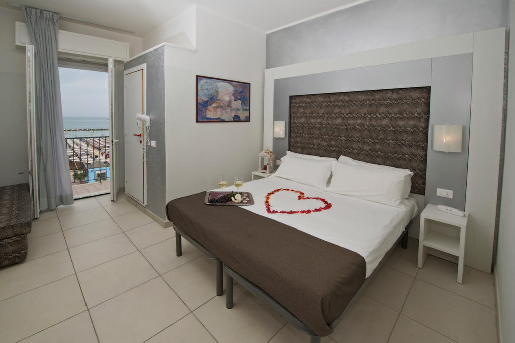 Hotel Garden Κατόλικα Δωμάτιο φωτογραφία