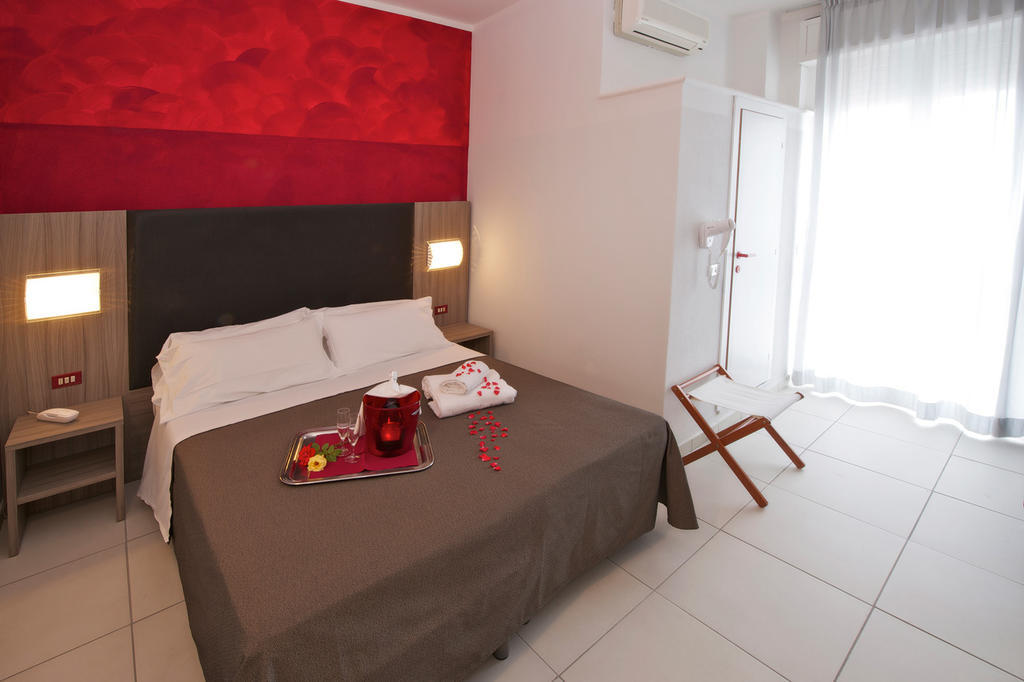 Hotel Garden Κατόλικα Δωμάτιο φωτογραφία
