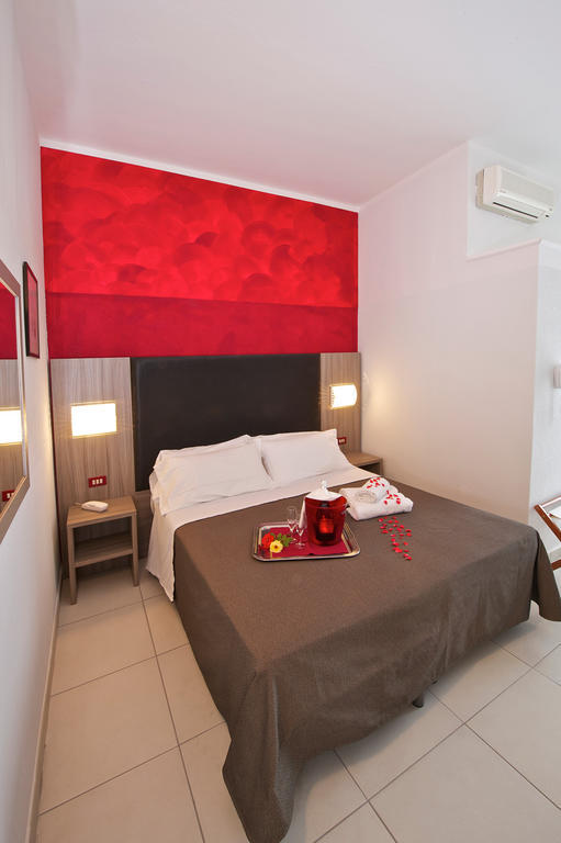 Hotel Garden Κατόλικα Δωμάτιο φωτογραφία