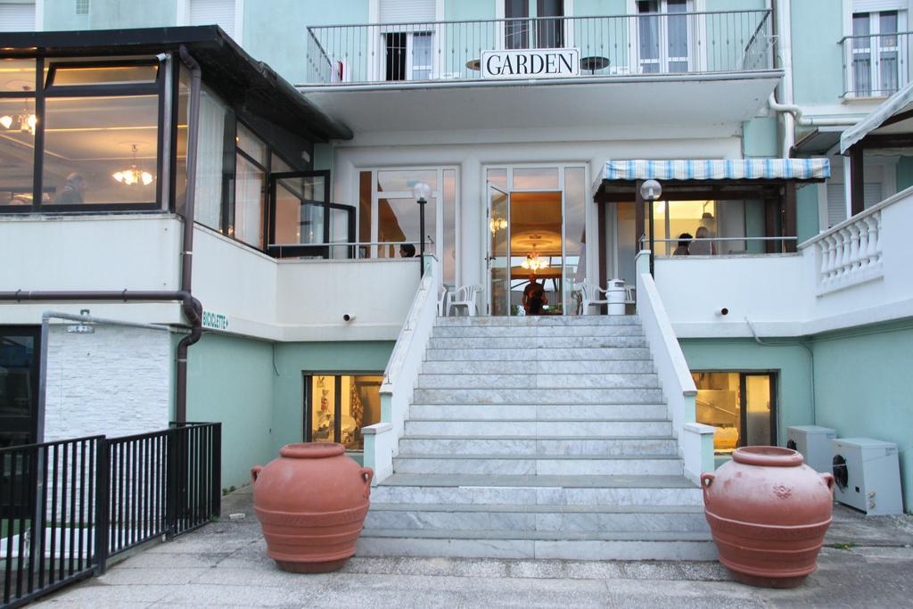 Hotel Garden Κατόλικα Εξωτερικό φωτογραφία